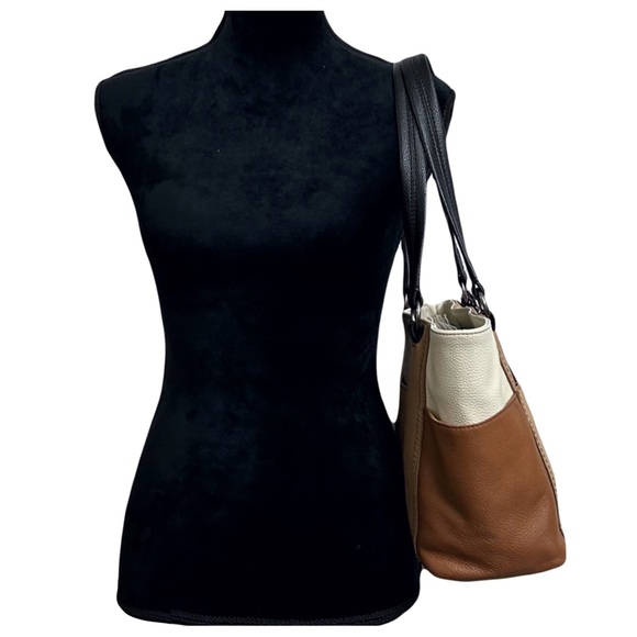 The Sak Ashby Satchel Tote - Picture 3 of 13